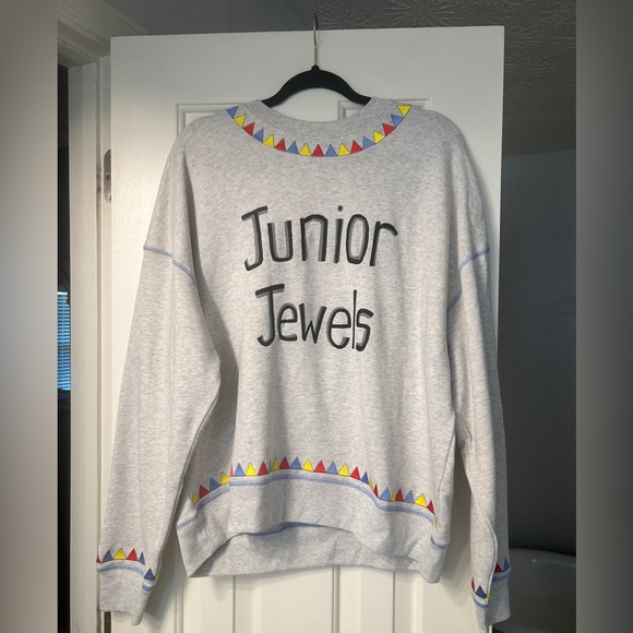 Taylor Swift You Belong With Me Junior Jewels Crewneck Sweatshirt Size Medium - Picture 2 of 8